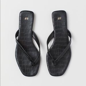 H&M Black Crocodile Square Toe Flip Flop Sandals